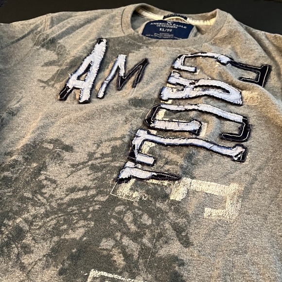 American Eagle Men’s Vintage Crew Neck Gray Graphic Thermal Sweater. - Picture 12 of 12